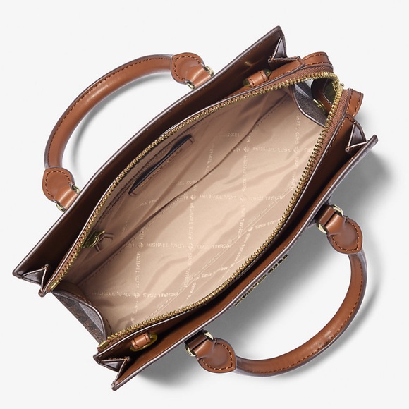 Michael Kors Small Sheila Satchel Crossbody
Bag Brown
NWT - Picture 3 of 16